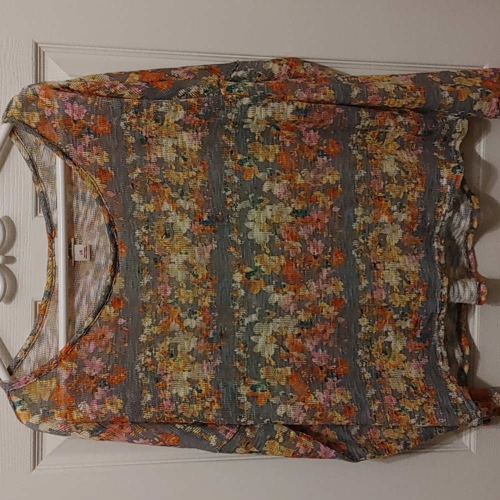Ladies Massimo sized Large Casual Loose fitting Top